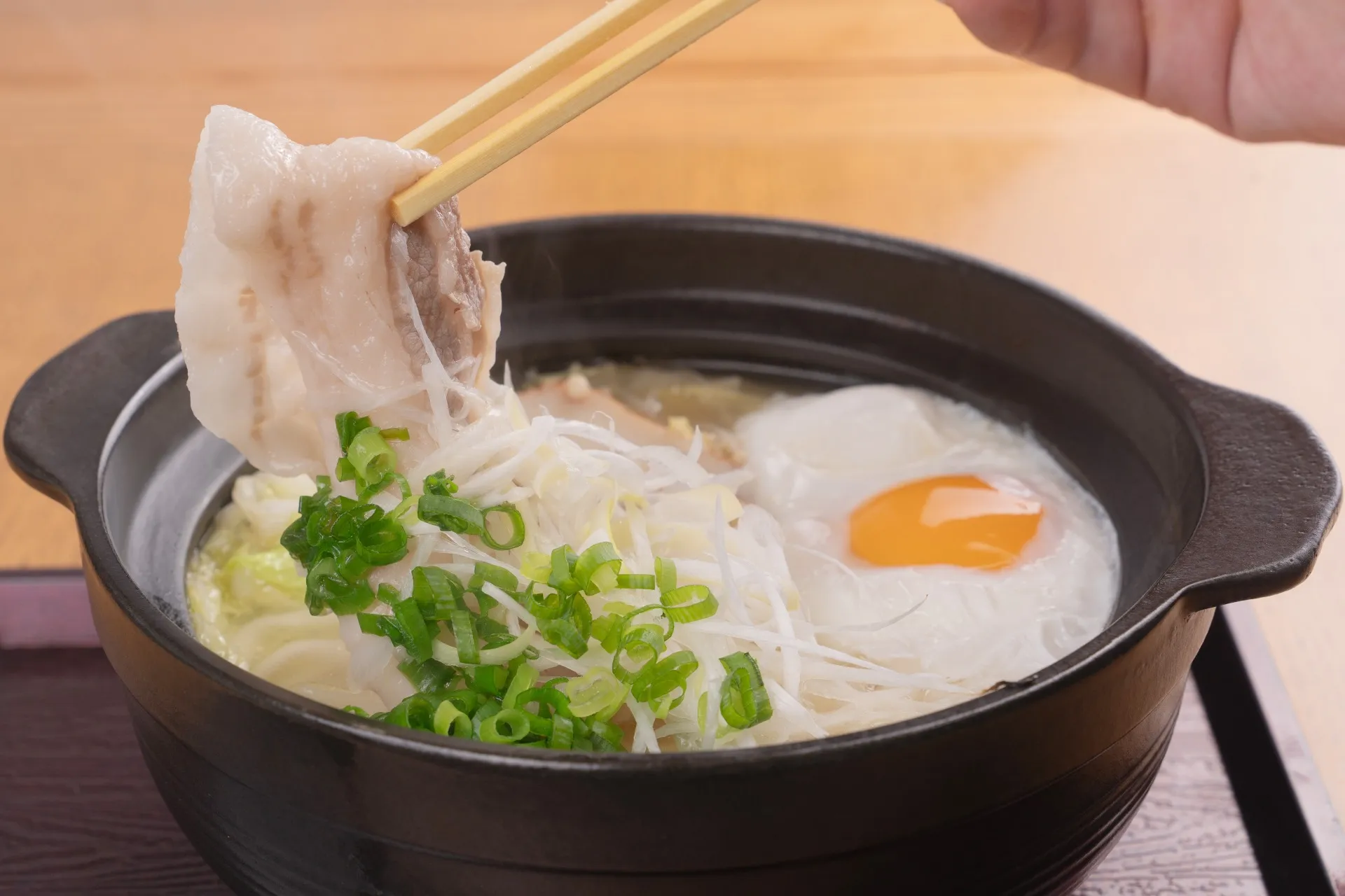 千代茶屋の味をベースにした麵料理店